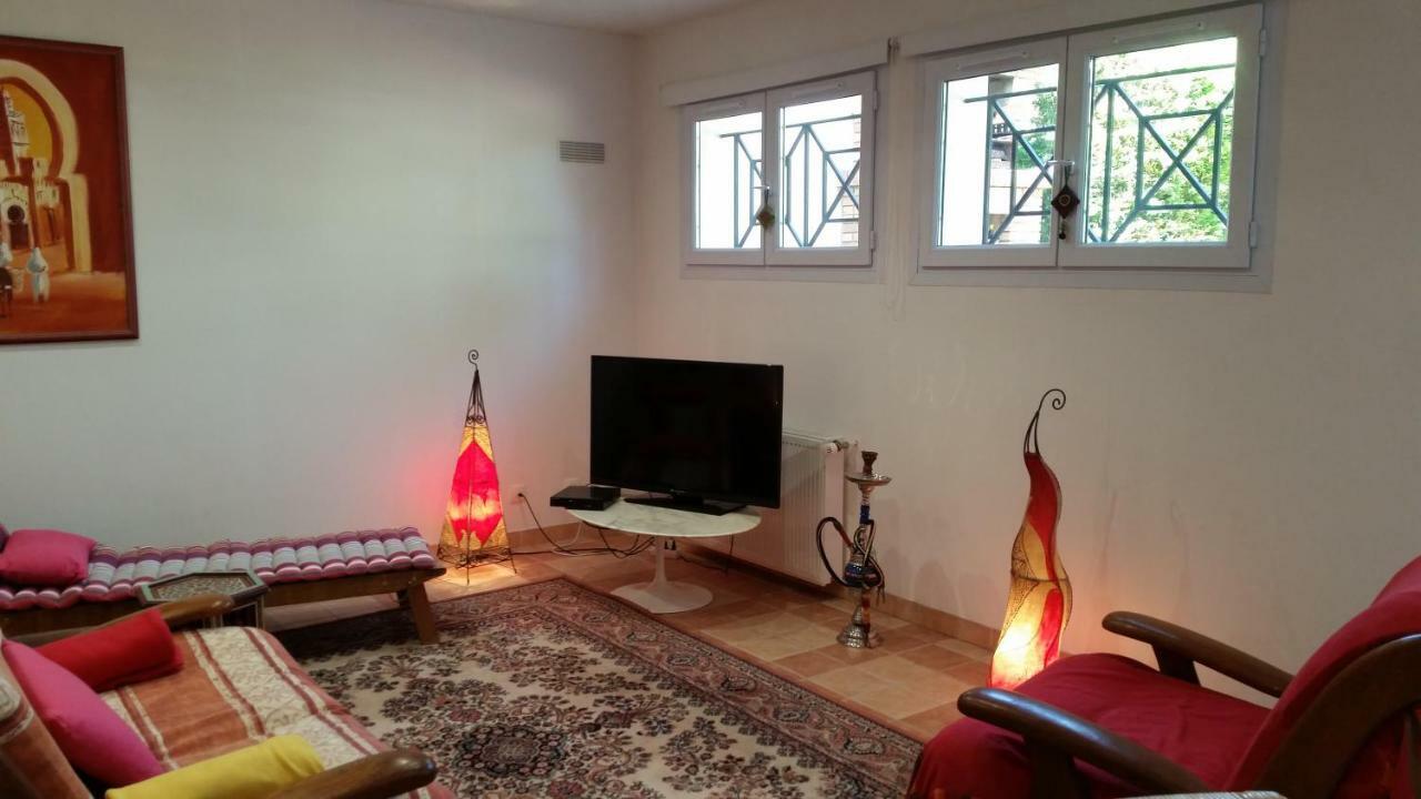 Chambre Avec Jardin Pierre Curie ブリ・シュル・マルヌ エクステリア 写真